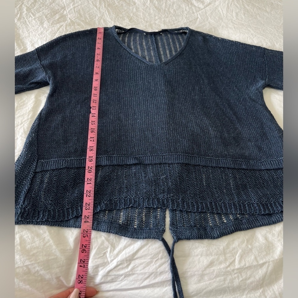 CHARLI LONDON | Women’s SZ L | Open Knit Blue Linen Top | High Low Hem EUC - Picture 3 of 11
